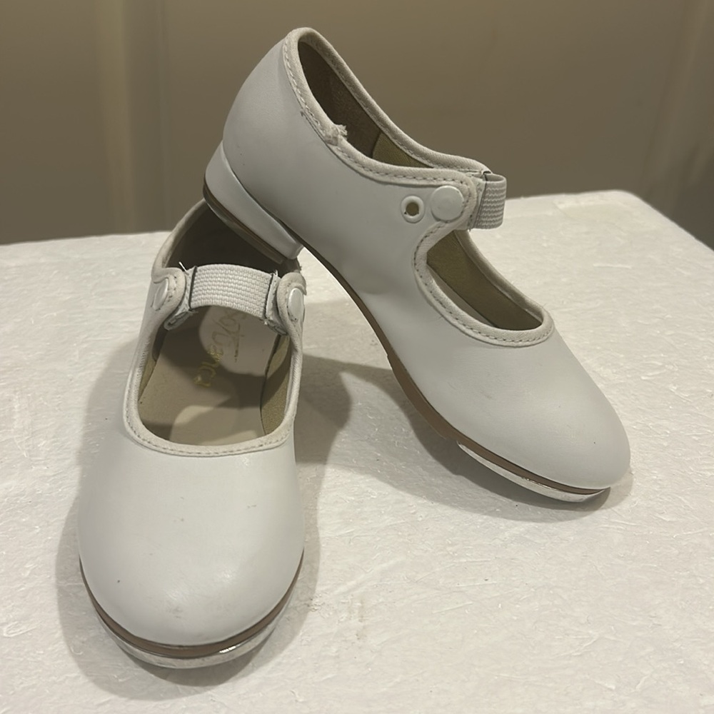 So Danca TA35 white tap shoes elastic snap closure strap size 11 toddler